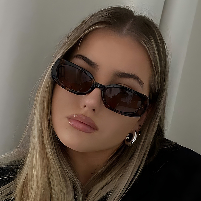1 paio di occhiali da sole ret - Designer Sunglasses recensione e prezzo